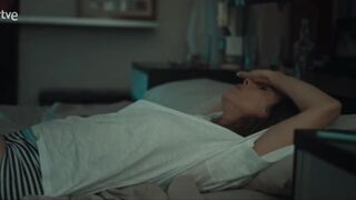 Maribel Verdú hot. Ana Tramel. El juego s01e01-05 (2021). Bathroom Nude Scene