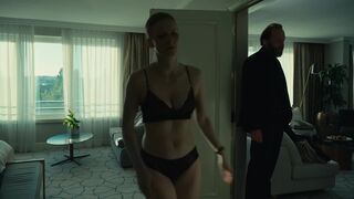 Katarzyna Dabrowska topless, Małgorzata Klara nude - A Vote of No Confidence (2022) s01-e01 Sex Scene