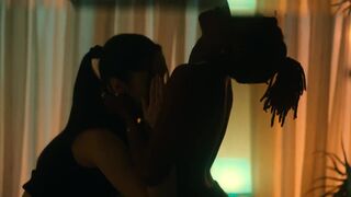 Tracy Gotoas, Lola Le Lann sexy - Ganglands s02e01e05 (2023) hot lesbian