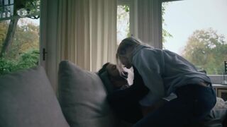 Leonie Wesselow sexy, Barbara Prakopenka hot. Helen Dorn s01e16 (2022 Hot TV Show Scenes