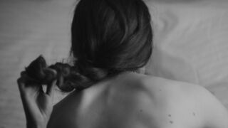 Esther Garrel - Astragal (L'astragale) (2015) hot movie video