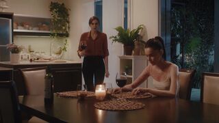 Melisa Garat, María Abadi – Don't Come Back Alive (2022) Lesbian Hot Movie scene