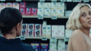 Élodie Bouchez, Alysson Paradis topless - Amore mio (2022) Hot Nude Scene