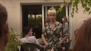 Marie Benati, Leila Guigue naked - Nos ames solitaires (2019) Hot Lesbian Sex Episode