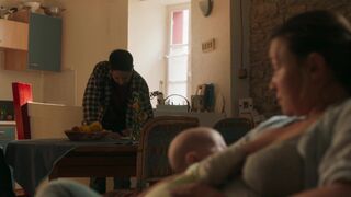 Soko nude, Noémie Merlant - A Good Man (2020) Lesbian Movie