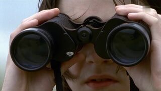 Valentina Sauca nude - Pfarrer Braun s01e02 (2003)