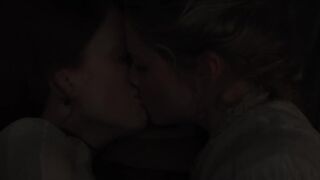 Lesbian celebs kissing scene. Julianne Moore hot, Niamh Algar sexy - Mary and George s01 (2024)
