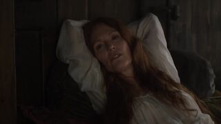 Lesbian celebs kissing scene. Julianne Moore hot, Niamh Algar sexy - Mary and George s01 (2024)