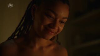 Zoë Love Smith hot, Alomai Addamsnude, Frieda Barnhard sexy - Bestseller Boy. Season 01 (2022)