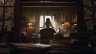 Kathryn Hahn nude - Agatha All Along s01e01 (2024) hot scene