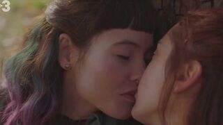 Dèlia Brufau nude, Mireia Oriol nude, Asia Ortega nude. Les de l'hoquei (2020) Sex and Hot Episodes from TV Show (Season 02)