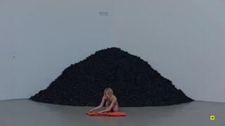 Milena Smit nude - Fine Arts s02e05 (2024)