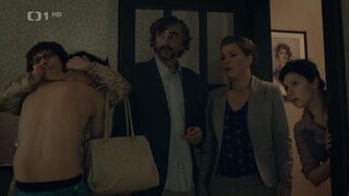 Simona Vavrušová, Soňa Tichá topless. Čtvrtá hvězda s01e11 (2014)