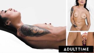 Orgasm With Avery Black Naked. Close Up Solo Model