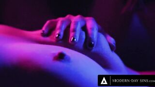 Lesbian Teen Alexis Tae Devours Her Bestie's Pussy After Scissoring