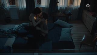 Anne Schafer, Liv Killing. Sex Scenes - Der Barcelona-Krimi s01e09 (2025)