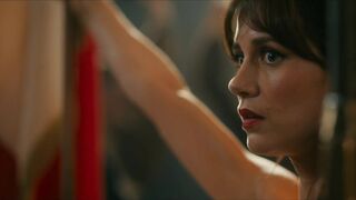 Alice Dufour topless - Montmartre (2025) s01e03