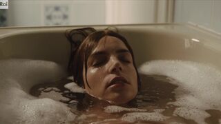 Aurora Ruffino Hot Bath Scene - Noi (2022) Season 01 Ep2