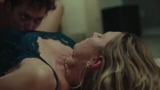 Svenja Jung nude, Hanna Hilsdorf nude - Naked  (2025) Hot, Nudity and Explicit Scenes of Season 01