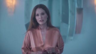 Meghann Fahy sexy, Julianne Moore hot - Sirens (2025) Season 01. Bathroom Scene