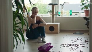 Ingunn Beate Oyen topless - Stolthet og forfall (2021) Season 01