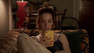 Hilary Duff nude - Younger s06e10 (2019)