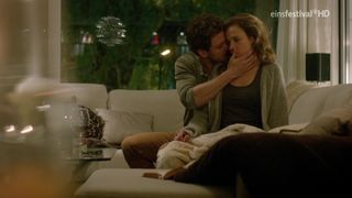 Karin Hanczewski - Meuchelbeck s01e05 (2015) celebs sexy scene