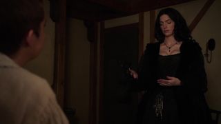 Azure Parsons, Janet Montgomery, and other - Salem s01e05 (2014) celeb sexy