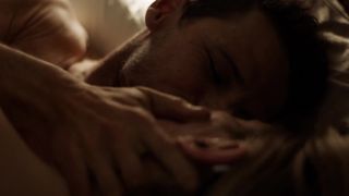 Shannon Berry - Hunters s01e01 (2016) Naked actress in a movie scene