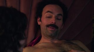 Betty Gilpin, Alison Brie nude - Glow s03e04