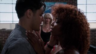 Kamille_Leai_-_Satisfaction_s01e05-06 (2014)