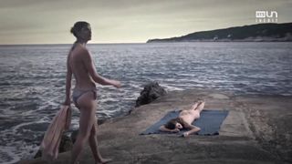 Joyce Bibring, Alexia Barlier nude - Noces Rouges (2018)  (Season 1, Episode 3)