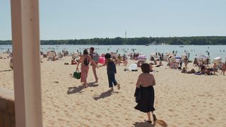 Safinaz Sattar, Tamar Amit-Joseph - Unorthodox s01e01 (2020) sexy topless scenes