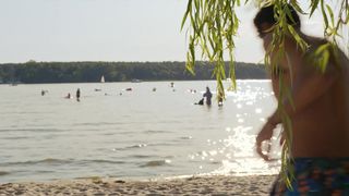 Safinaz Sattar, Tamar Amit-Joseph - Unorthodox s01e01 (2020) sexy topless scenes