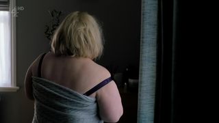 Joanna Scanlan sexy - No Offence (2018)(Season 3, Episode 2)