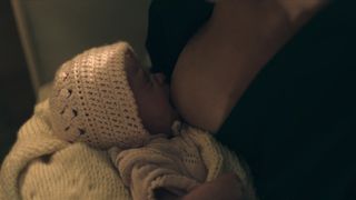 Elisabeth Moss, Yvonne Strahovski nude - The Handmaid's Tale s02e12 (2018)