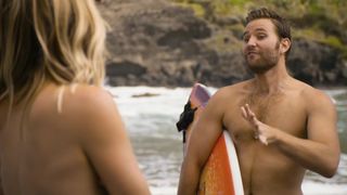 Emma Leonard - 800 Words s02e02 (2016) Nude sexy video