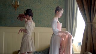 Holli Dempsey naked - Harlots (2017)(Season 1, Episode 2)