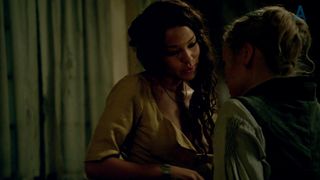 Jessica Parker Kennedy, Lise Slabber nude  - Black_Sails_s01e01 (2014)