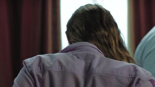 Sophie Marechal, Chloe Petit, Jessica Batut - La Treve s02e05 (2019) Hot film scene