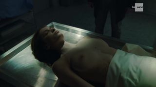 Joyce Bibring hot - Noces Rouges (2018)(Season1,Episode1)