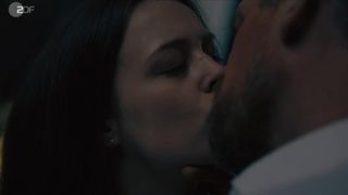 Paula Beer nude - Bad Banks s01e06 (2018)