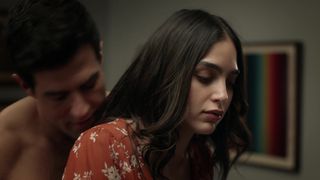 Melissa Barrera - Vida s03e06 (2020) Naked movie video