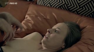 Katja Danowski - Komm schon! s01e02 (2015) actress nude scene