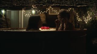 Chloe Brooks, Ari Graynor - Im Dying Up Here s02e01 (2018) Naked movie scene