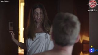 Manuela Velasco nude - Traicion s01e04 (2017)