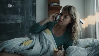 Lisa Wagner nude - Kommissarin Heller s01e09 (2019)