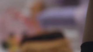 X Femmes - A ses pieds s01e05