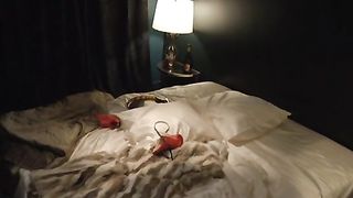 X Femmes - A ses pieds s01e05