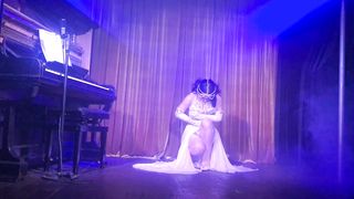 Best Video Burlesque Naked Show - Katrin Gajndre